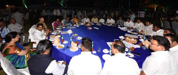Jagan meeting with MLAs